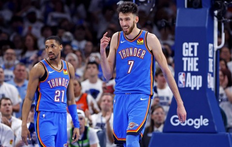 九游体育官网-NBA总决赛倒计时；俄克拉荷马雷霆关键时刻豪取连胜；细节引发关注；话题不断；赛程密集仍需轮换的简单介绍